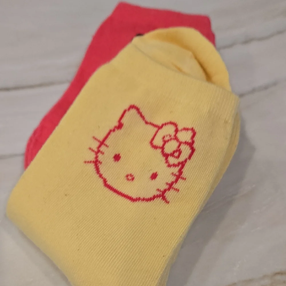 San RIO Hello Kitty BIG Kids or Adult Socks Trio - Pink Yellow Blk New 3 Pc Set